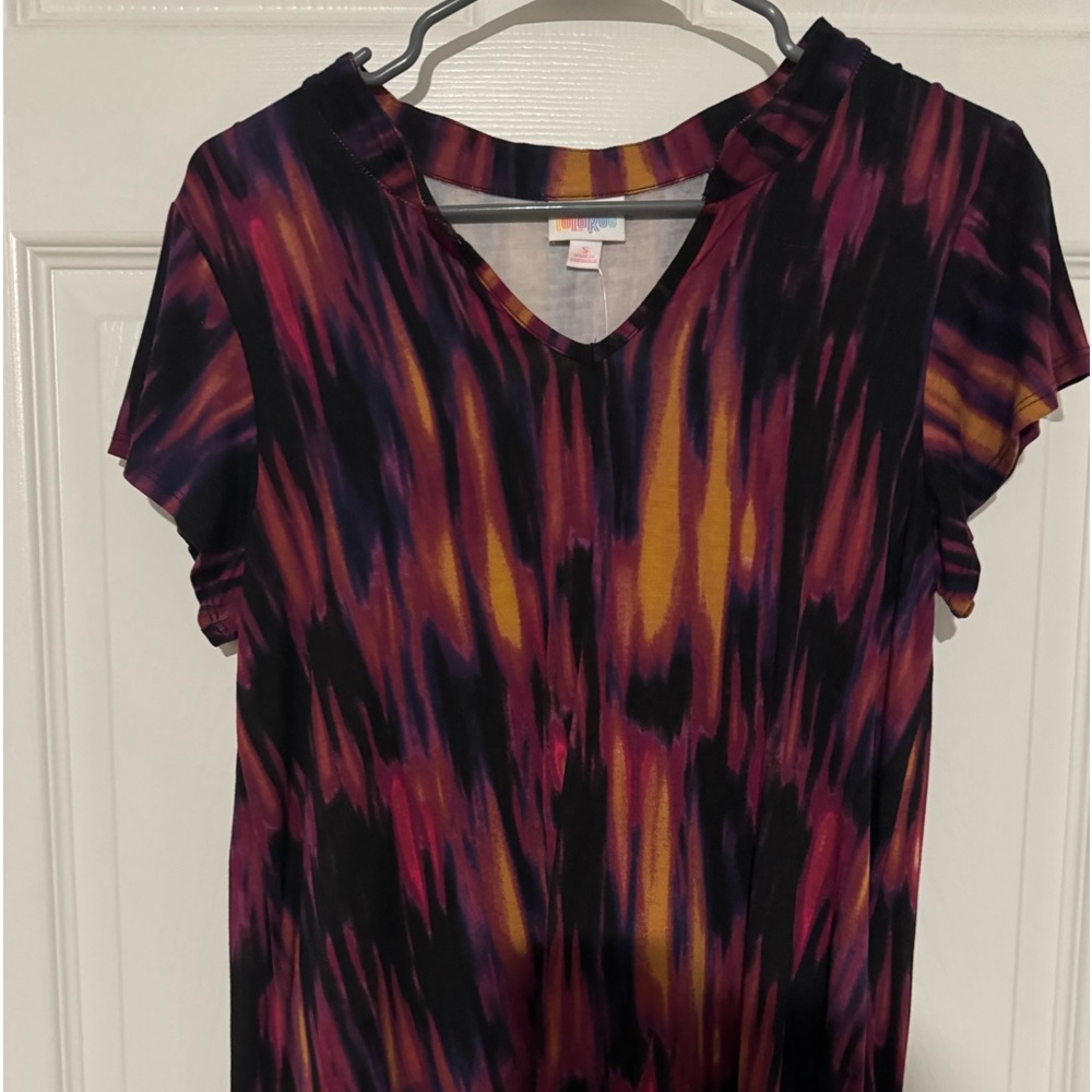 Lularoe Layla T